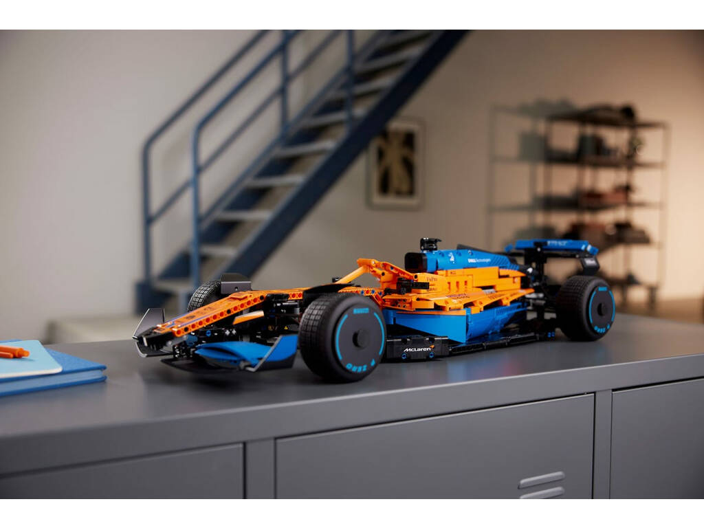 Lego Technic McLaren Formel 1 Rennwagen 42141