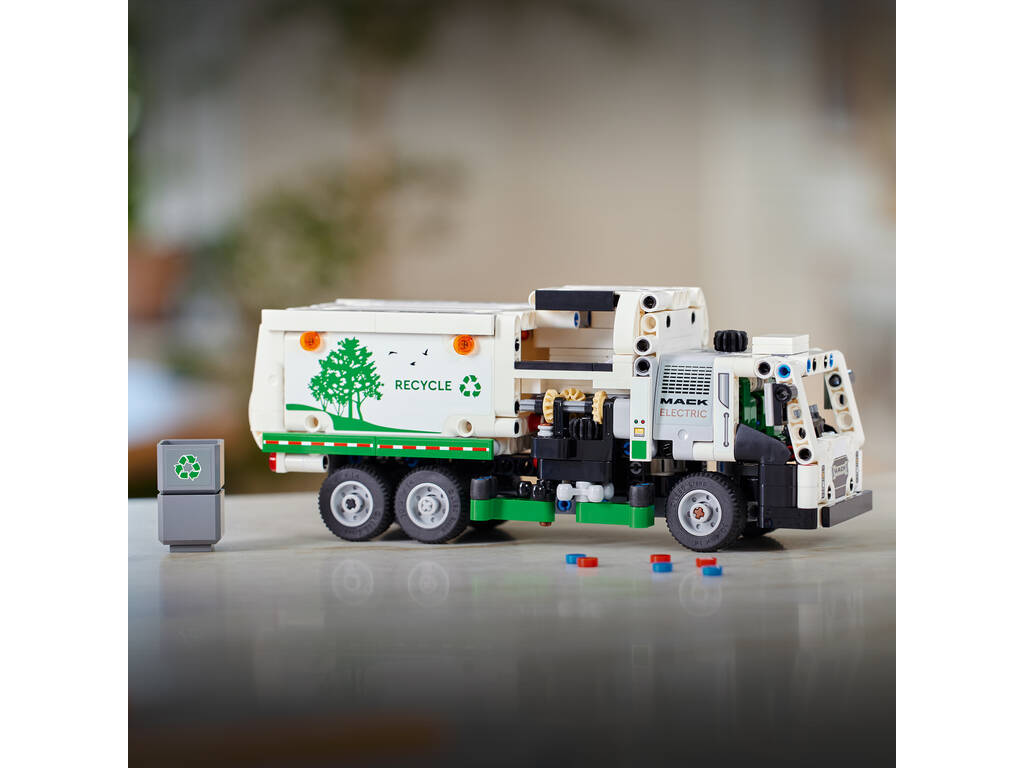 Lego Technic Camión de Residuos Mack LR Electric 42167